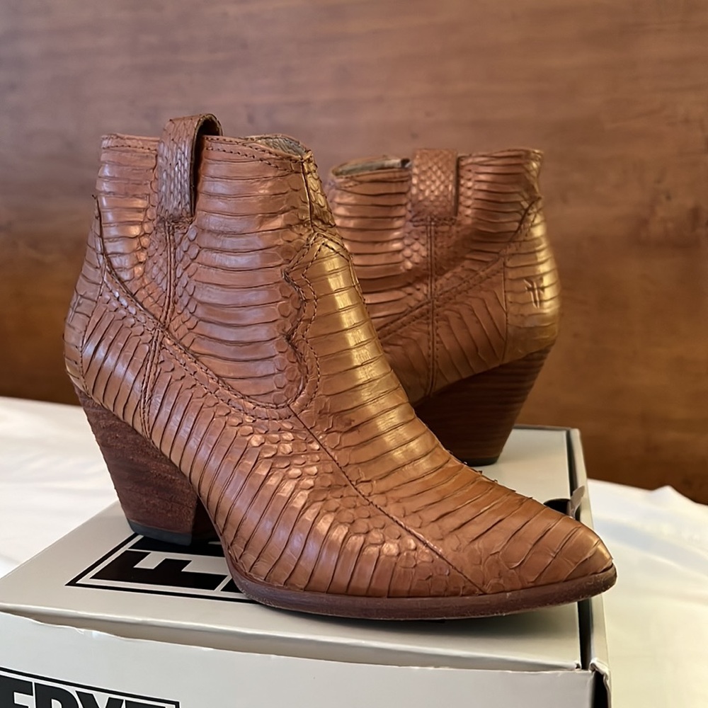 Frye Reina Snake Bootie Cognac - Picture 2 of 12